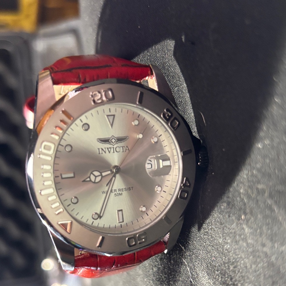 Invicta 0008 Pro Diver 45mm Stainless Steel Swiss Quartz Men’s Watch